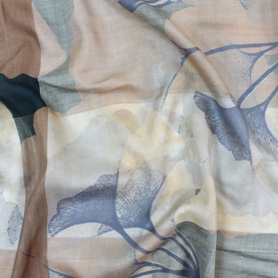 Alaia Handwoven Silk Scarf - Image 8